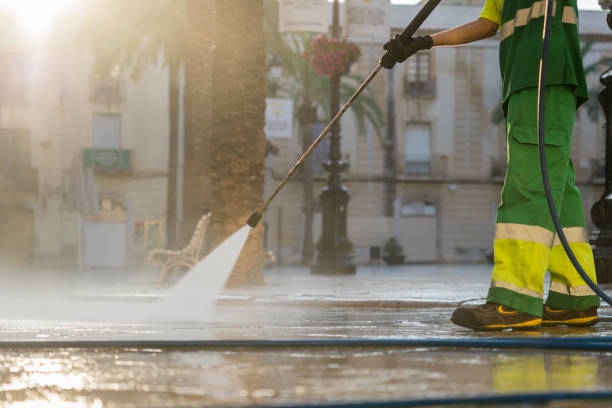 Best Patio and Deck Pressure Washing  in Holland, TX